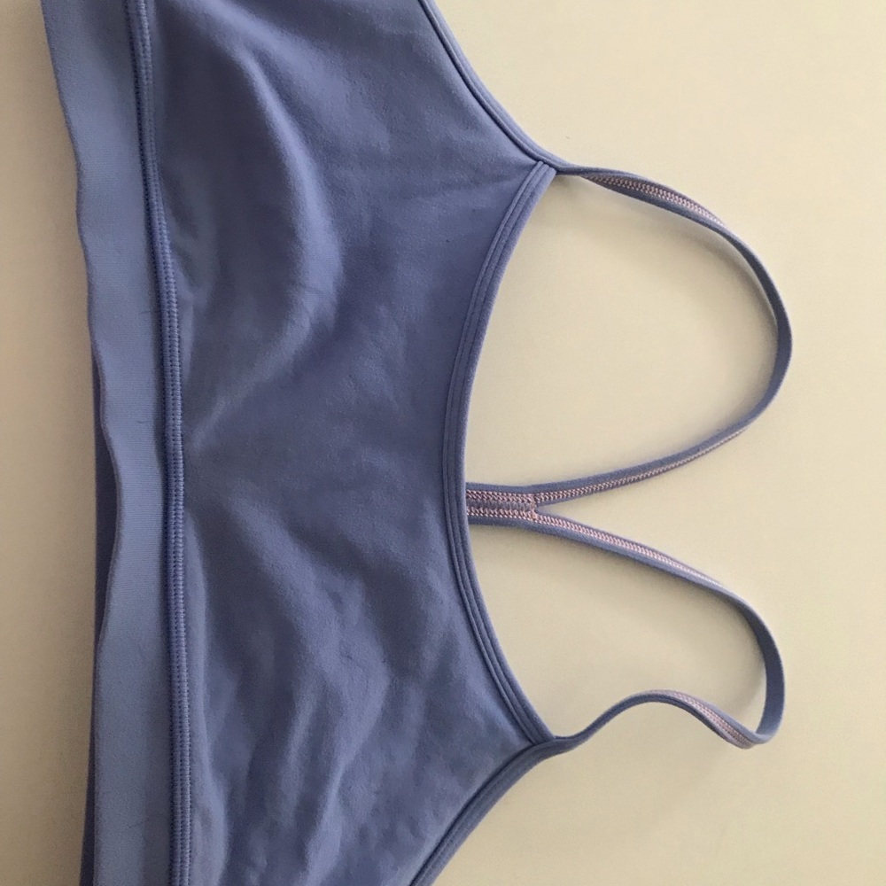 EUC Lululemon Flow Y bra 12